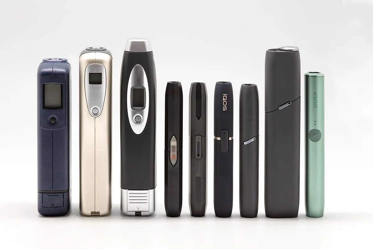 Обзор аксессуаров для IQOS ILUMA: чехлы, кейсы и зарядные устройства